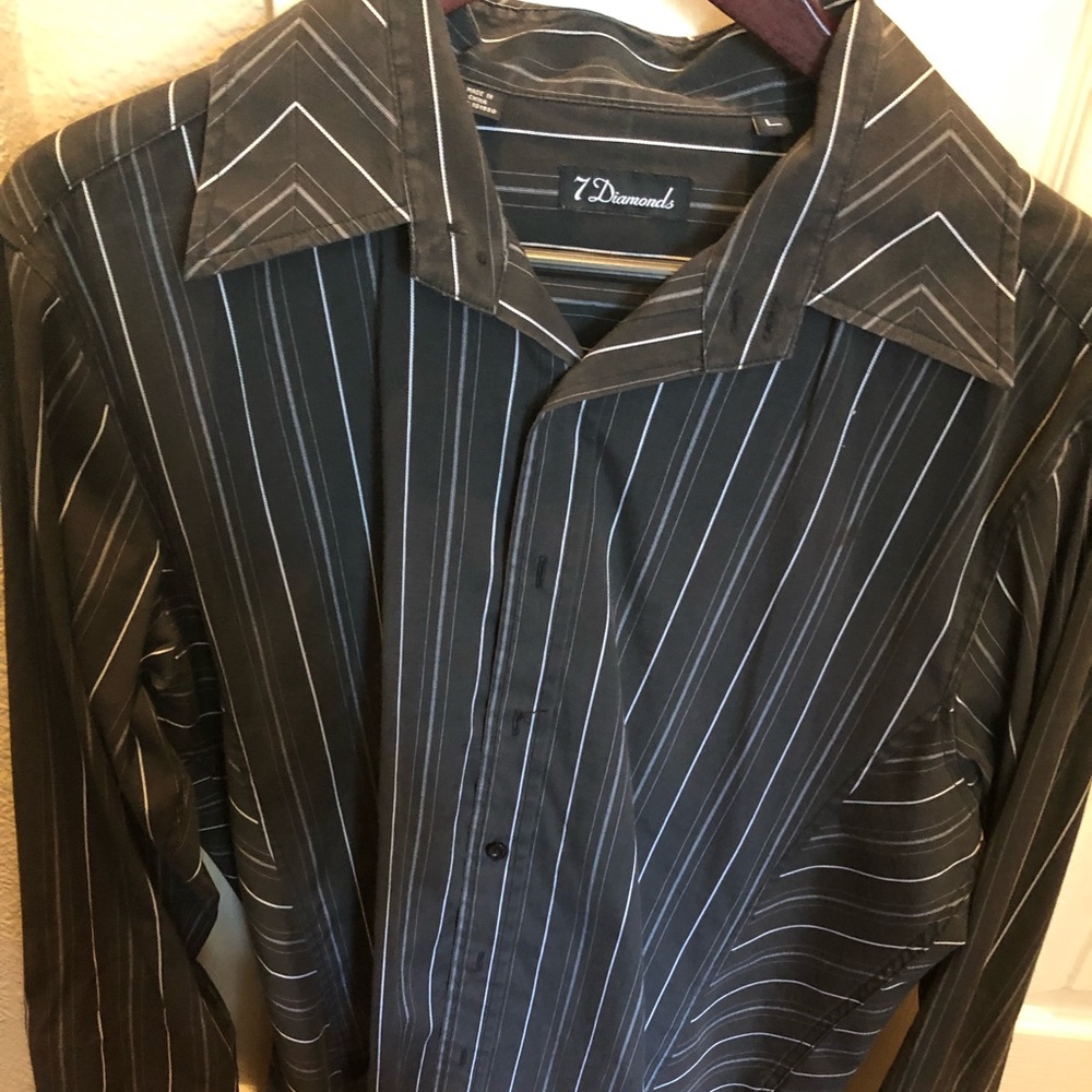 Men’s black 7 Diamonds button up shirt